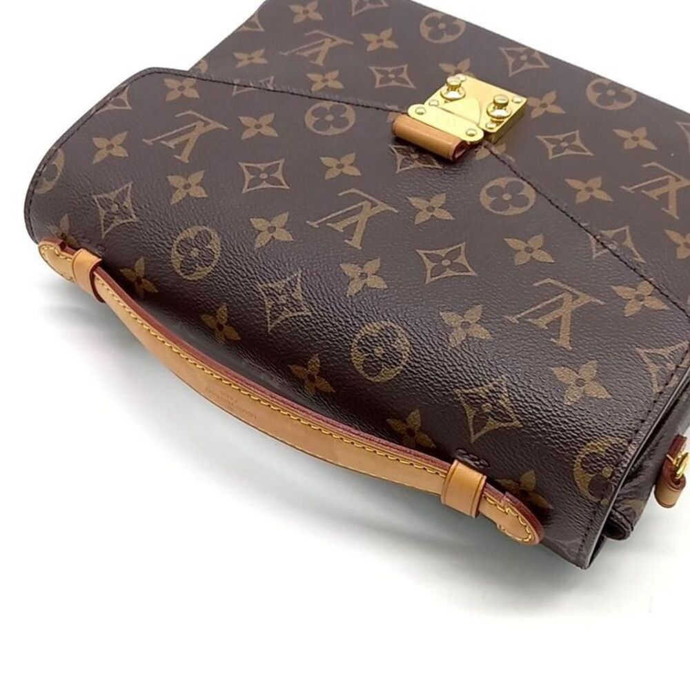 Louis Vuitton Monogram Pochette Metis - Picture 6 of 6